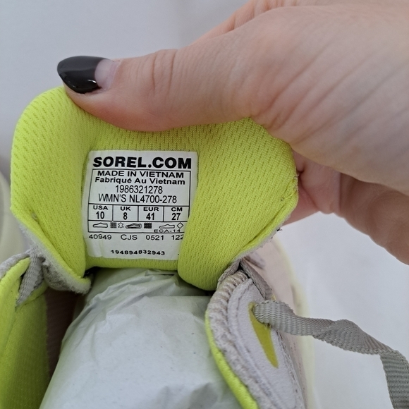 Sorel rnegd lace sneaker dark stone bolt 10 NWT - Picture 10 of 10